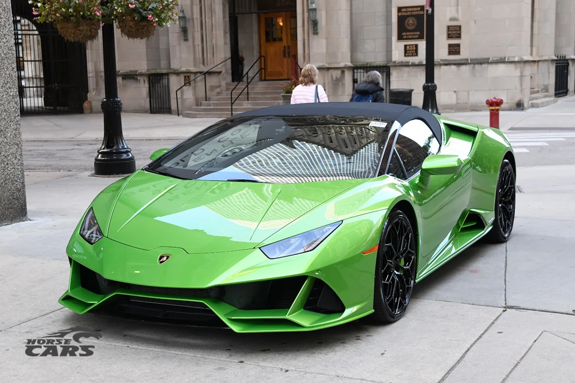 Lamborghini Huracán EVO Spyder (green) rental Dubai